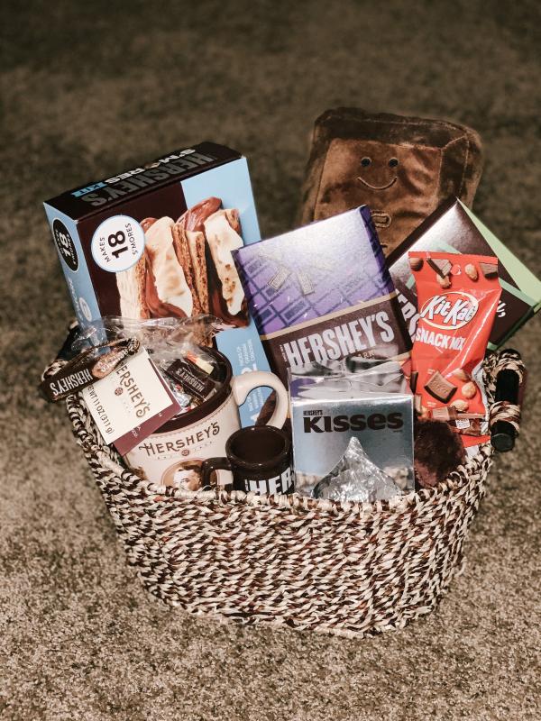 Hershey Basket The Londonderry Inn